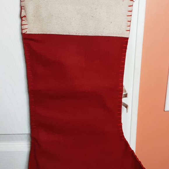 NWT Novelty 48" Christmas Tree Skirt & (2) Matching Stockings - red w/snowman - Picture 6 of 9